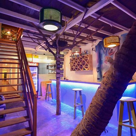 高尔 Palm Leaf Surf Cafe酒店 外观 照片