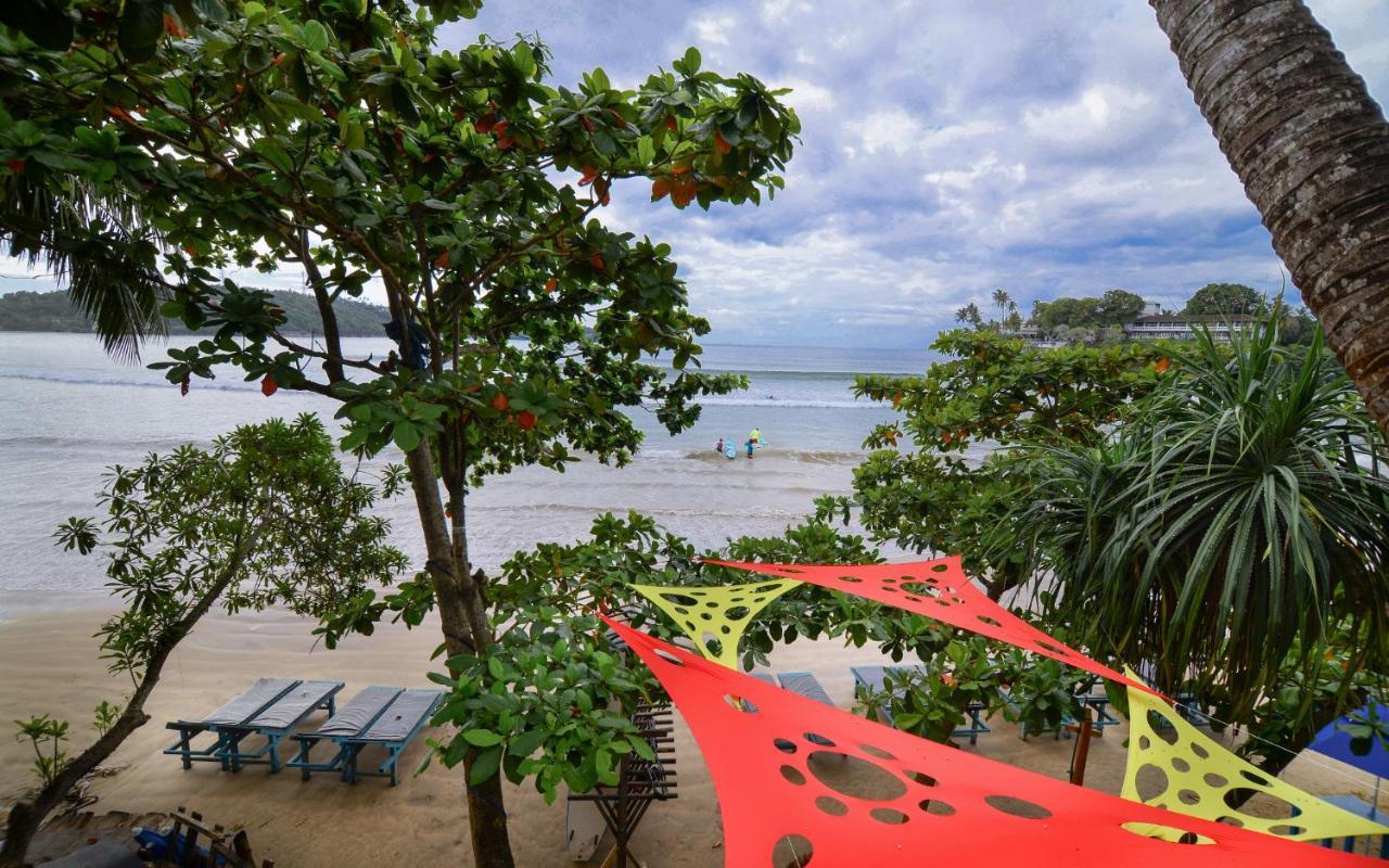 高尔 Palm Leaf Surf Cafe酒店 外观 照片